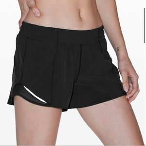 Black Lululemon Hotty Hot Short II *Long 4"